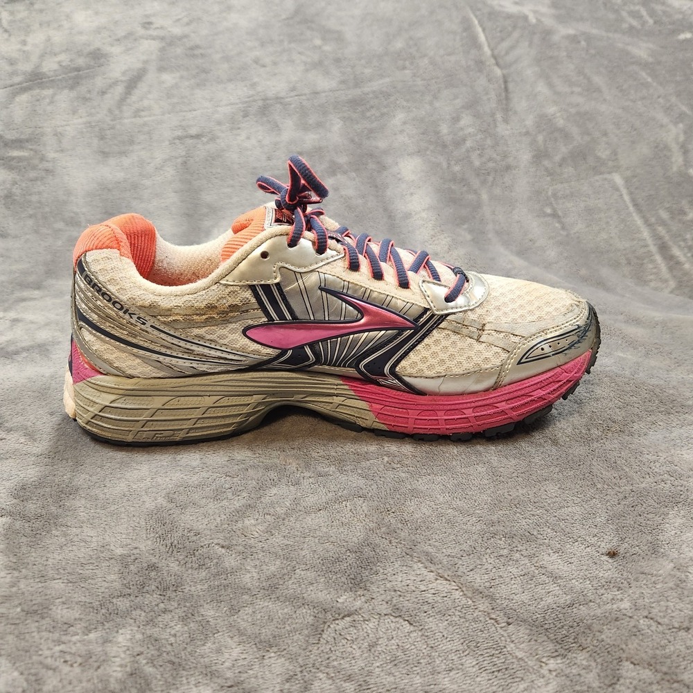 Brooks Shoes Womens 10 Gray Pink Sneakers Road Running Adreneline GTS 14 - Picture 2 of 10
